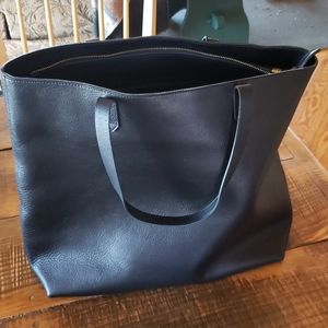 NEW Madewell black zip top transport tote